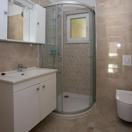 Medvidovic Apartment